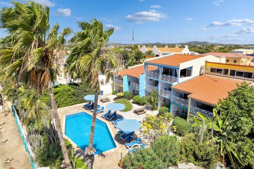 Bonaire Oceanfront Apartments Кралендижк Екстериор снимка
